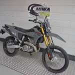 Nieuwe Suzuki DR-Z4S enduro met 400cc motor uit 2026 bij NIWA Motoren