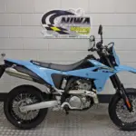 Nieuwe Suzuki DR-Z4SM supermotard met 400cc motor uit 2026 bij NIWA Motoren