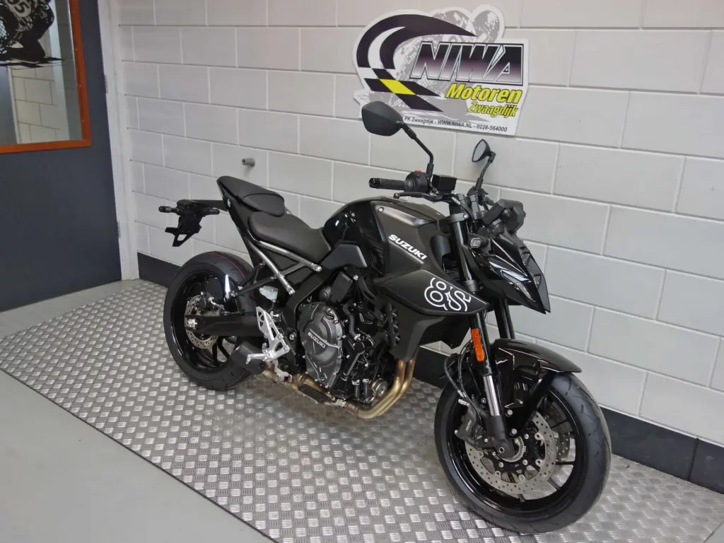 Nieuwe Suzuki GSX naked bike met 776cc motor uit 2026 bij NIWA Motoren