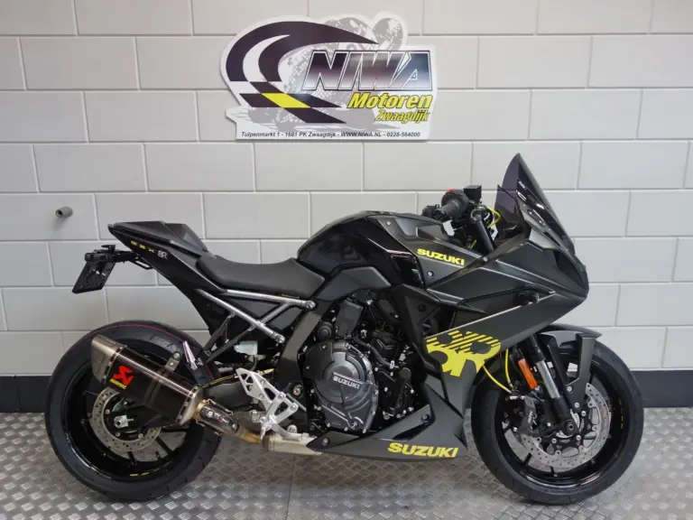 Gebruikte Yamaha YZF supersport met 600cc motor uit 2004 bij NIWA Motoren