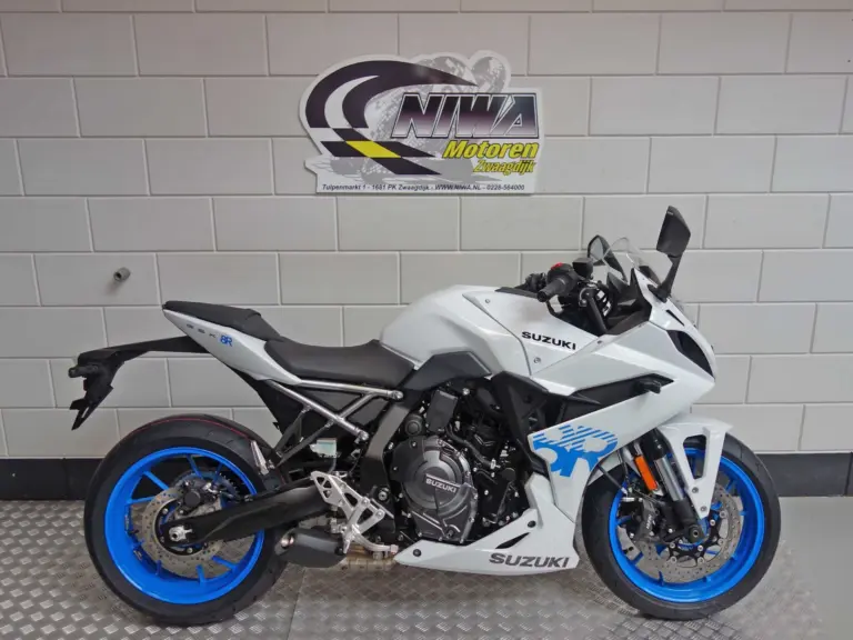 Gebruikte Suzuki GSX supersport met 988cc motor uit 2001 bij NIWA Motoren
