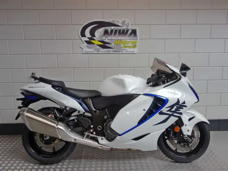 Gebruikte Suzuki V-Strom overig met cc motor uit 2026 bij NIWA Motoren