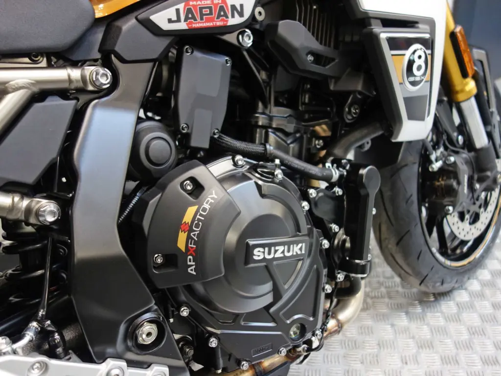 Gebruikte Suzuki GSX naked bike met 776cc motor uit 2026 bij NIWA Motoren