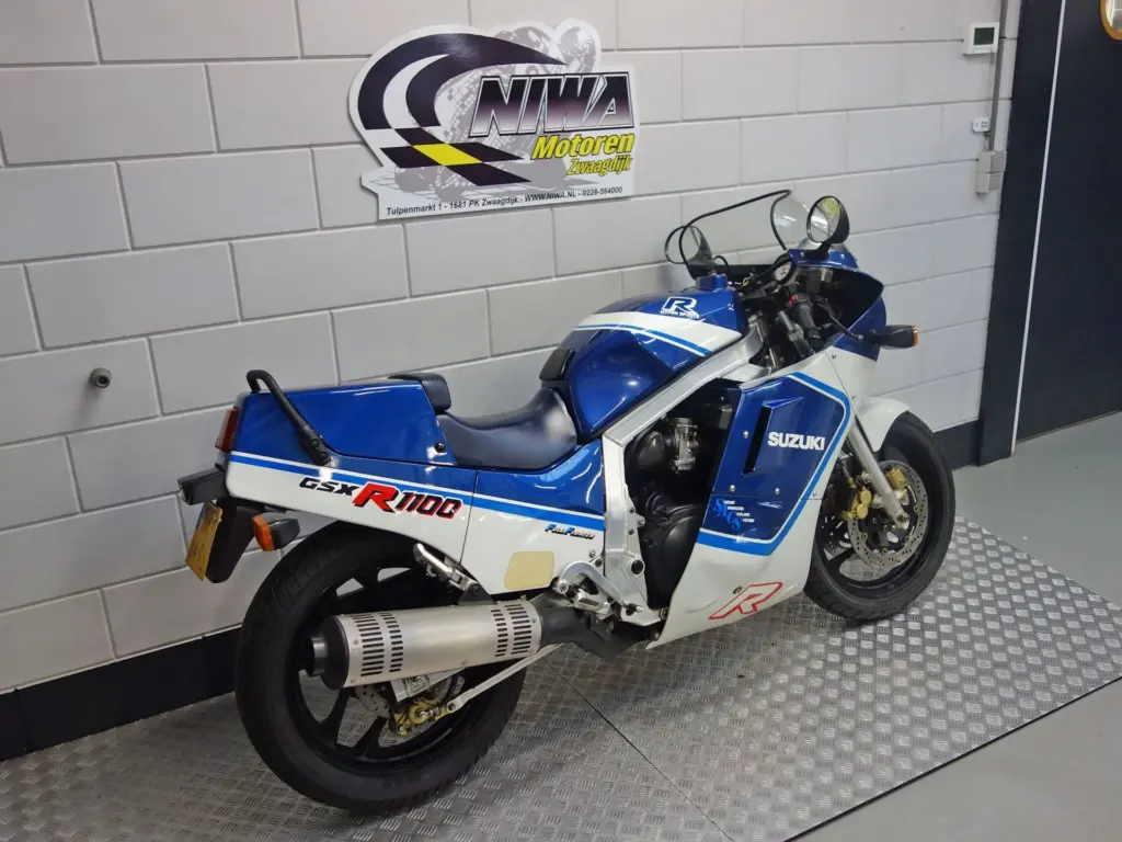Gebruikte Suzuki GSX supersport met 1052cc motor uit 1987 bij NIWA Motoren