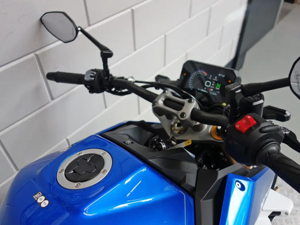 Nieuwe Suzuki GSX naked bike met 999cc motor uit 2025 bij NIWA Motoren