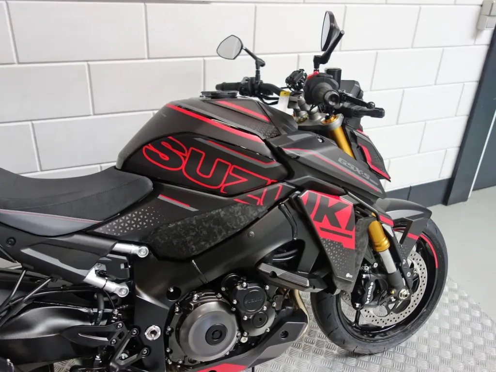 Nieuwe Suzuki GSX naked bike met 999cc motor uit 2026 bij NIWA Motoren