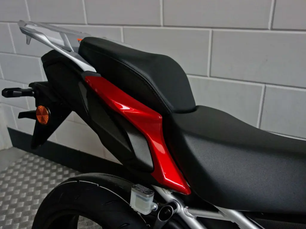 Nieuwe Suzuki GSX tour met 999cc motor uit 2025 bij NIWA Motoren