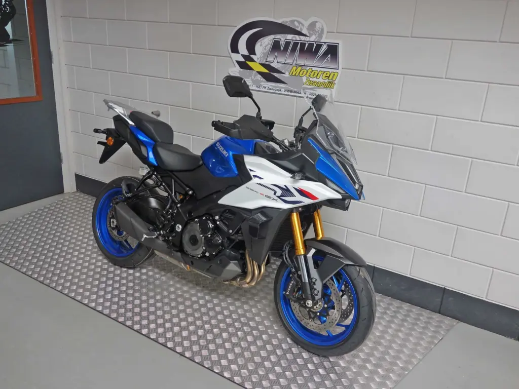 Nieuwe Suzuki GSX tour met 999cc motor uit 2026 bij NIWA Motoren