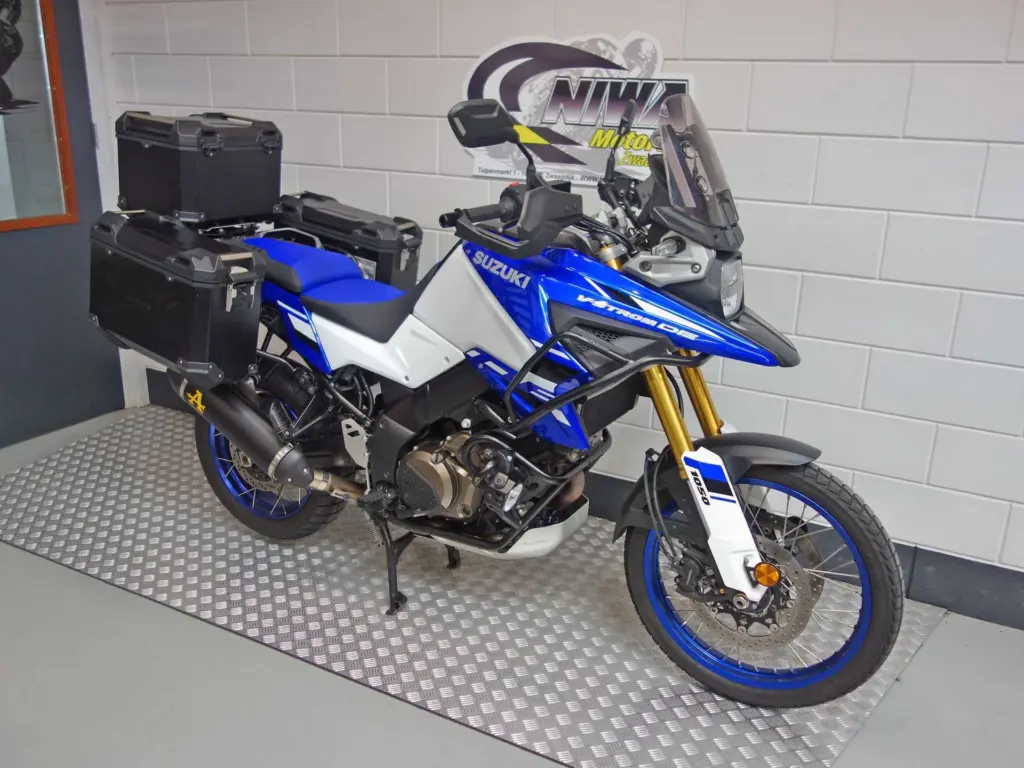 Gebruikte Suzuki V-Strom all-road met 1037cc motor uit 2024 bij NIWA Motoren