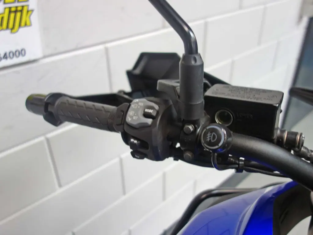 Gebruikte Suzuki V-Strom all-road met 1037cc motor uit 2024 bij NIWA Motoren