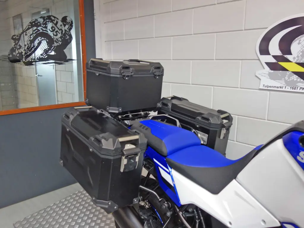 Gebruikte Suzuki V-Strom all-road met 1037cc motor uit 2024 bij NIWA Motoren