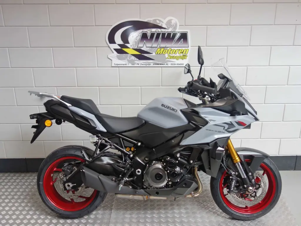 Nieuwe Suzuki GSX tour met 999cc motor uit 2026 bij NIWA Motoren