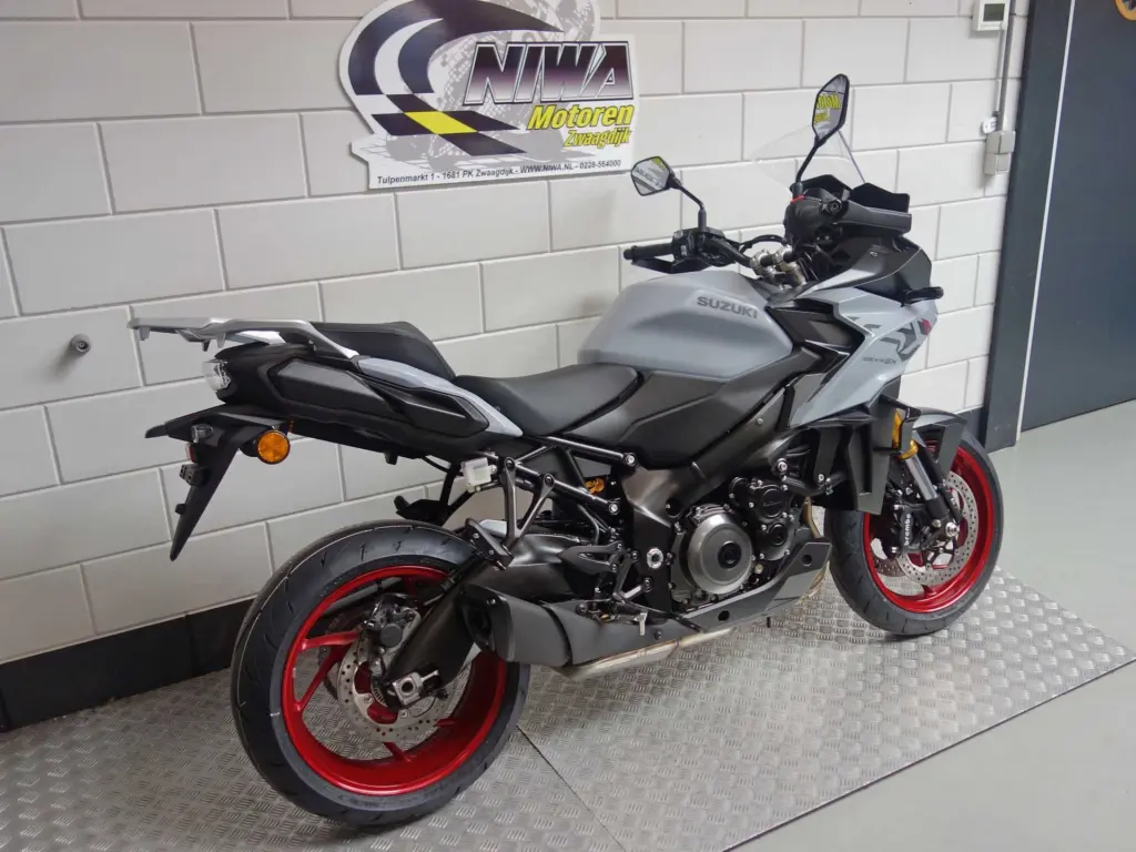 Nieuwe Suzuki GSX tour met 999cc motor uit 2026 bij NIWA Motoren