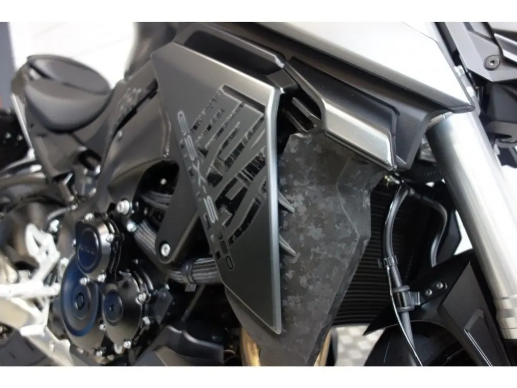 Nieuwe Suzuki GSX naked bike met 999cc motor uit 2026 bij NIWA Motoren