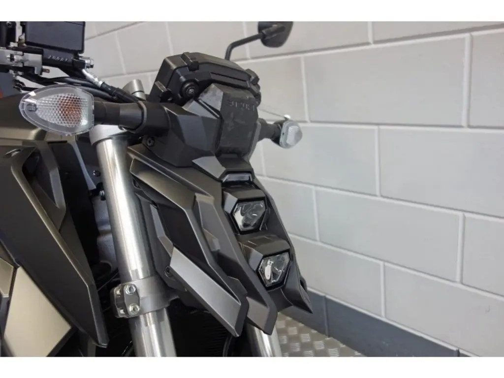 Nieuwe Suzuki GSX naked bike met 999cc motor uit 2026 bij NIWA Motoren