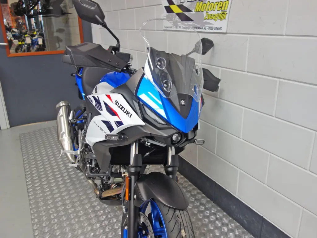 Nieuwe Suzuki tour met 645cc motor uit 2026 bij NIWA Motoren