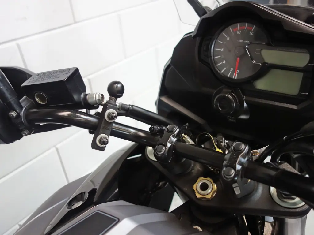 Gebruikte Suzuki V-Strom all-road met 1037cc motor uit 2017 bij NIWA Motoren