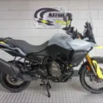 Gebruikte Suzuki V-Strom 800 all-road met 776cc motor uit 2023 bij NIWA Motoren