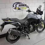 Gebruikte Suzuki V-Strom 800 all-road met 776cc motor uit 2023 bij NIWA Motoren