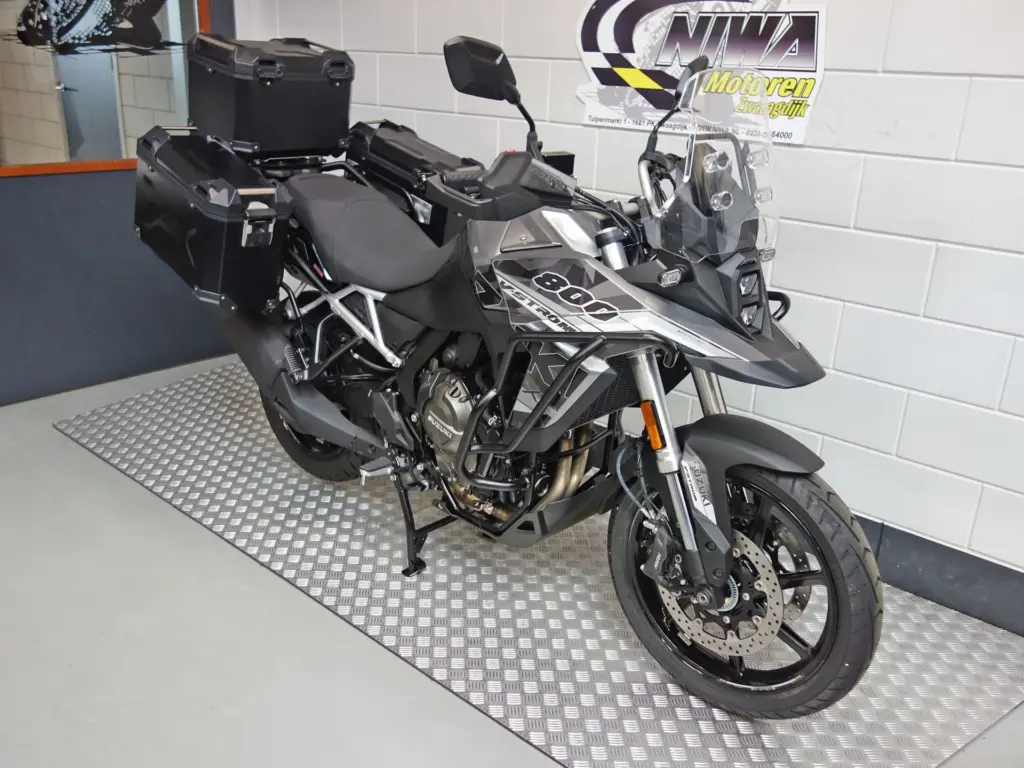 Nieuwe Suzuki V-Strom all-road met 776cc motor uit 2026 bij NIWA Motoren