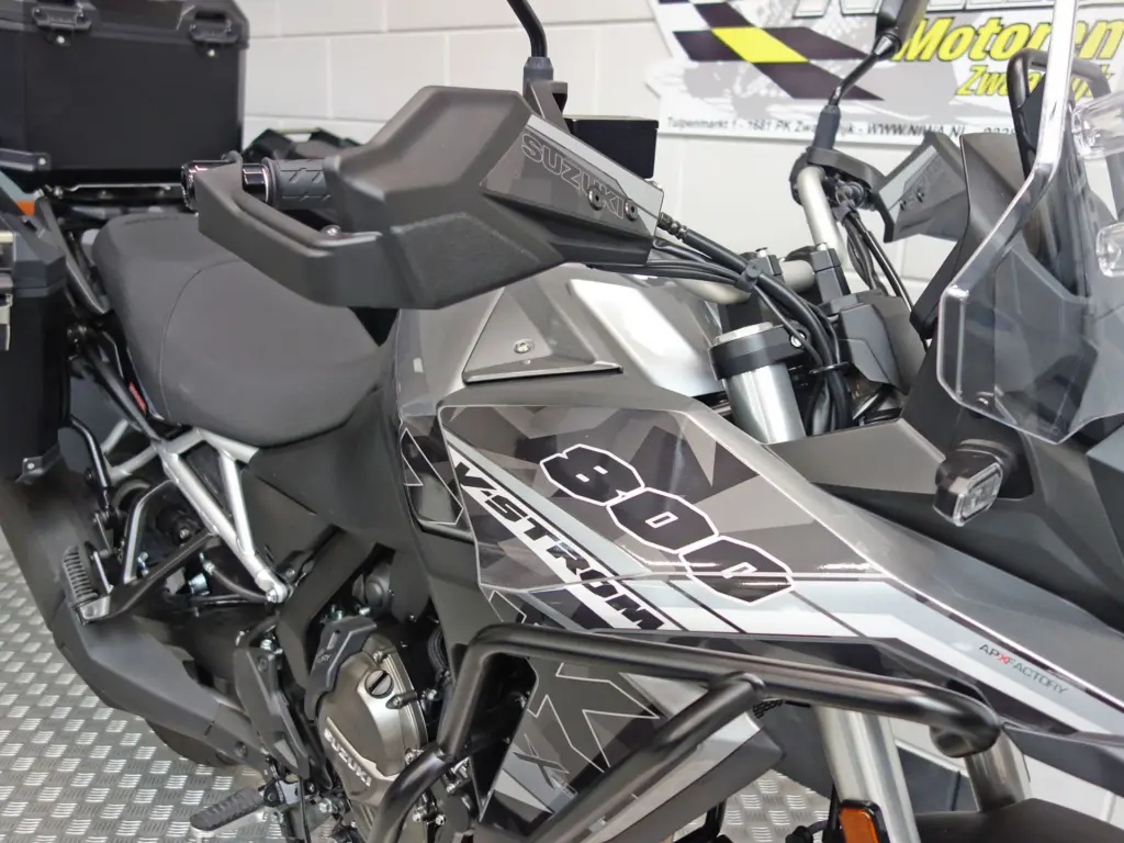 Nieuwe Suzuki V-Strom all-road met 776cc motor uit 2026 bij NIWA Motoren
