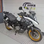 Gebruikte Suzuki V-Strom 650 all-road met 645cc motor uit 2021 bij NIWA Motoren