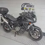 Gebruikte Suzuki V-Strom all-road met 645cc motor uit 2011 bij NIWA Motoren