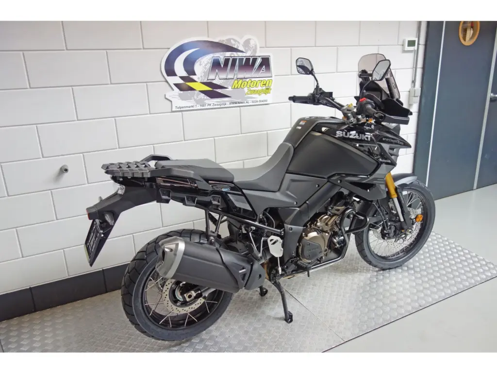Nieuwe Suzuki V-Strom tour met 1037cc motor uit 2026 bij NIWA Motoren