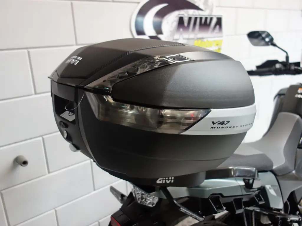 Nieuwe Suzuki V-Strom tour met 1037cc motor uit 2026 bij NIWA Motoren