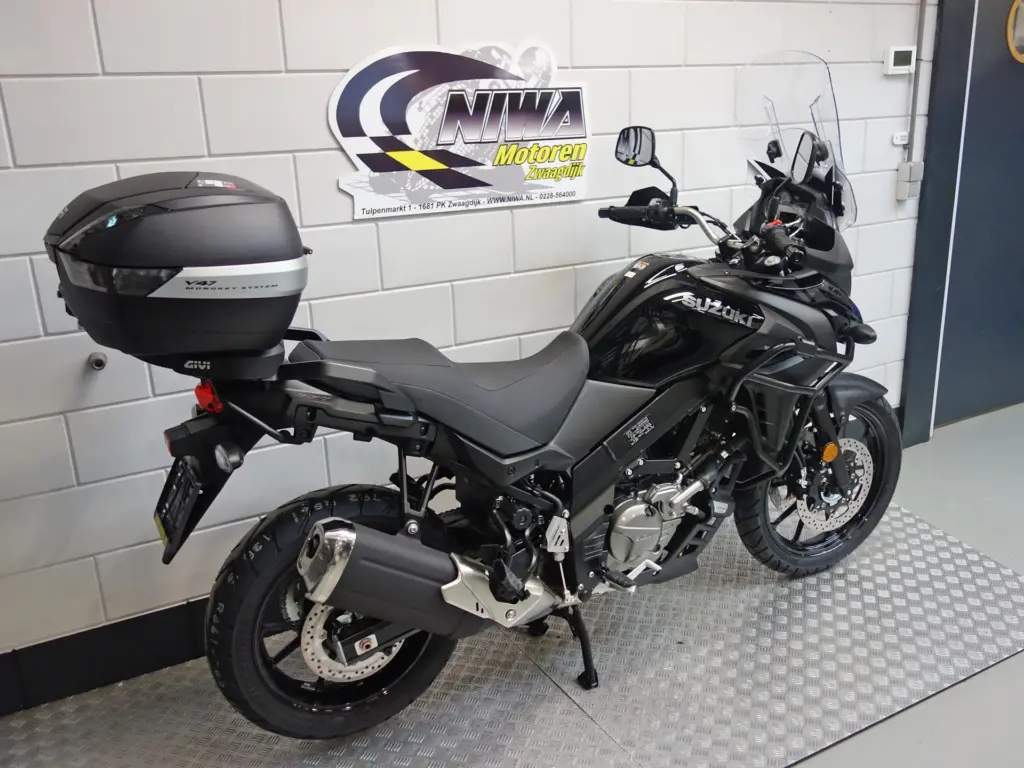 Nieuwe Suzuki V-Strom tour met 645cc motor uit 2026 bij NIWA Motoren