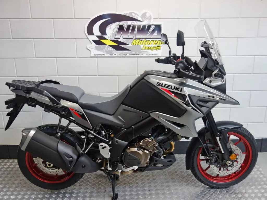 Nieuwe Suzuki V-Strom tour met 1037cc motor uit 2026 bij NIWA Motoren