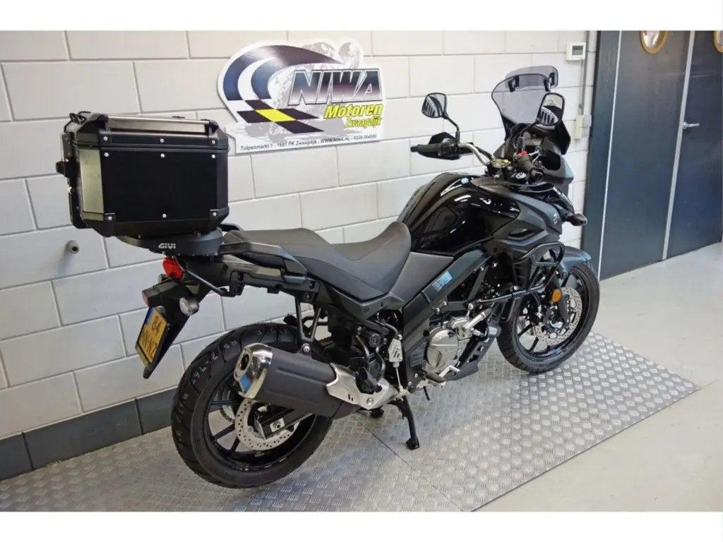 Nieuwe Suzuki V-Strom tour met 645cc motor uit 2026 bij NIWA Motoren