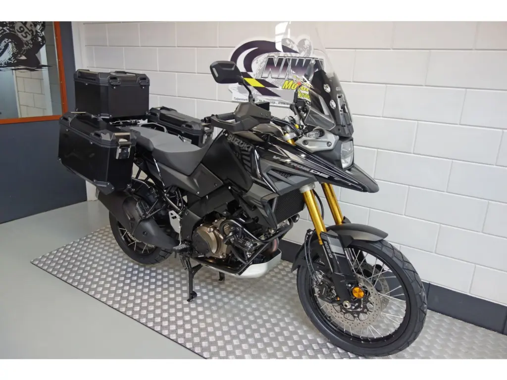 Nieuwe Suzuki V-Strom tour met 1037cc motor uit 2026 bij NIWA Motoren