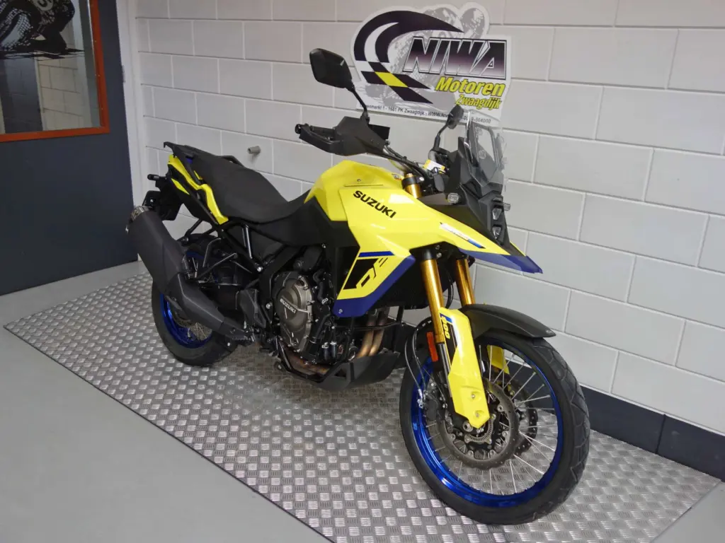 Nieuwe Suzuki V-Strom 800 tour met 776cc motor uit 2026 bij NIWA Motoren