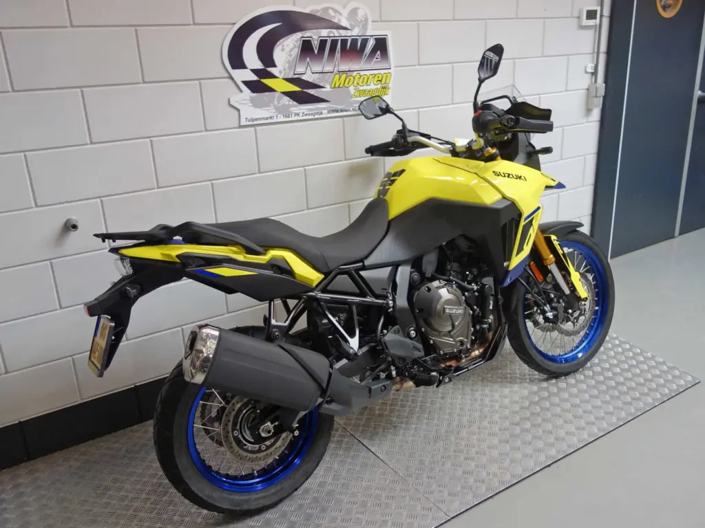 Nieuwe Suzuki V-Strom 800 tour met 776cc motor uit 2026 bij NIWA Motoren