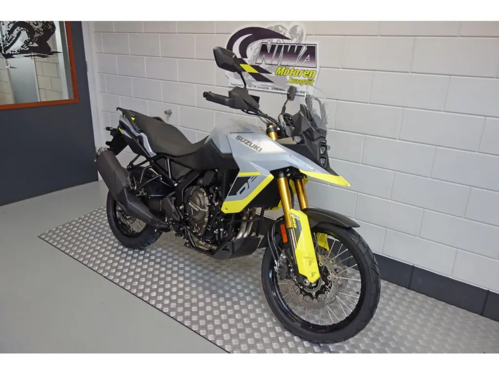 Nieuwe Suzuki V-Strom tour met 776cc motor uit 2026 bij NIWA Motoren