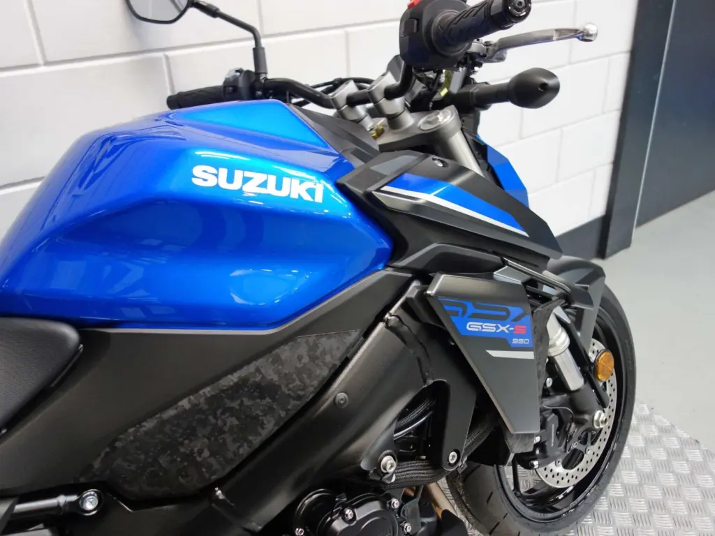 Nieuwe Suzuki GSX naked bike met 999cc motor uit 2026 bij NIWA Motoren