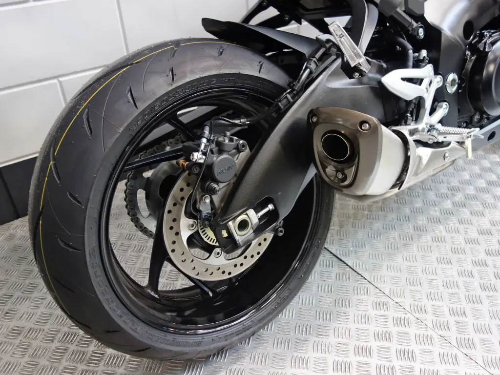 Nieuwe Suzuki GSX naked bike met 999cc motor uit 2026 bij NIWA Motoren