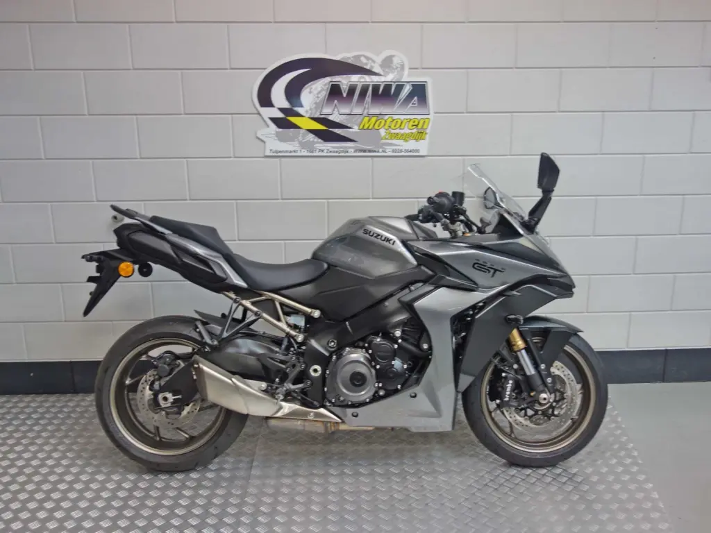 Nieuwe Suzuki GSX tour met 999cc motor uit 2026 bij NIWA Motoren