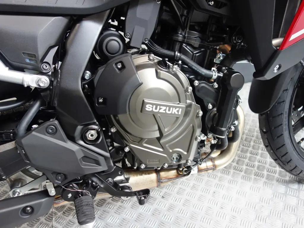 Nieuwe Suzuki V-Strom tour met 776cc motor uit 2025 bij NIWA Motoren
