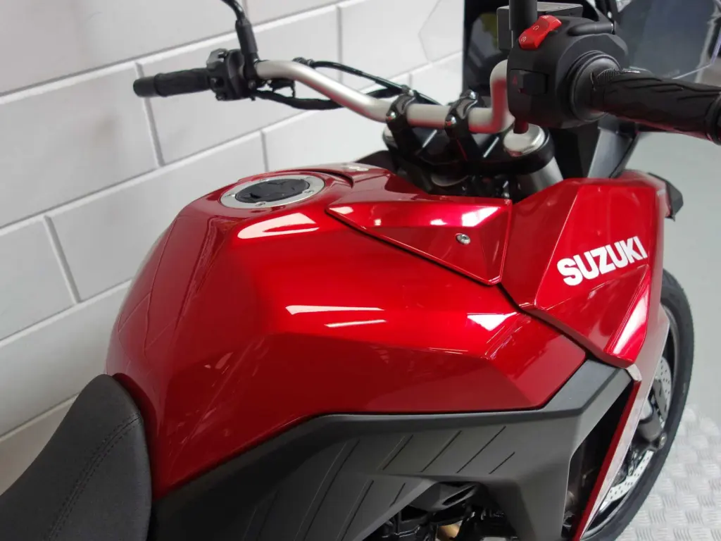 Nieuwe Suzuki V-Strom tour met 776cc motor uit 2025 bij NIWA Motoren