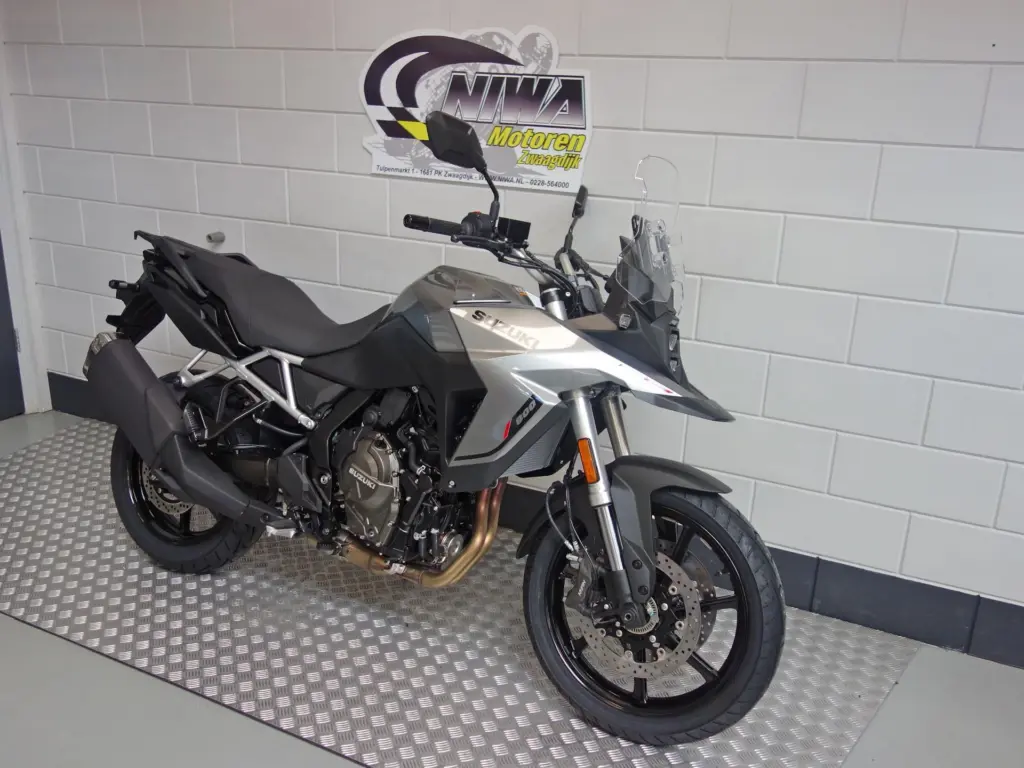 Nieuwe Suzuki V-Strom tour met cc motor uit 2026 bij NIWA Motoren