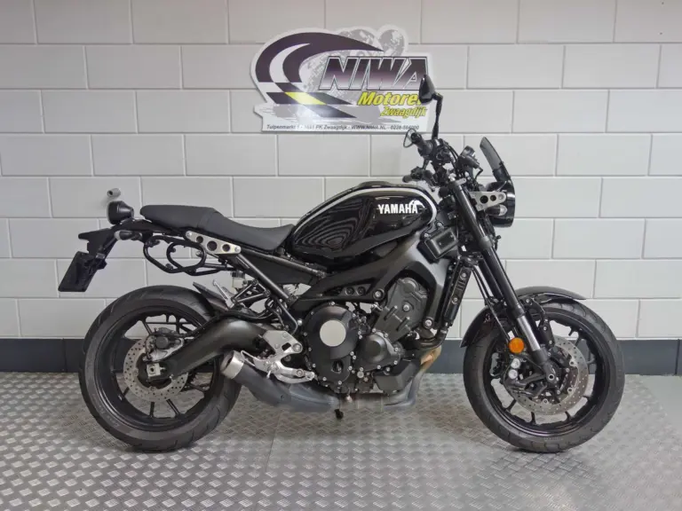 Yamaha XSR900 bij NIWA Motoren