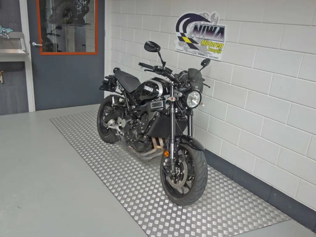 Gebruikte Yamaha XSR sport met 847cc motor uit 2019 bij NIWA Motoren