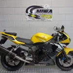 Gebruikte Yamaha YZF-R6 supersport met 600cc motor uit 2004 bij NIWA Motoren