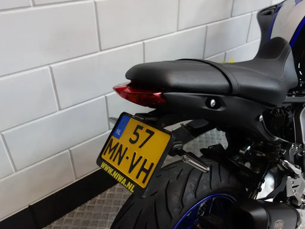Gebruikte Yamaha MT 09 naked bike met 890cc motor uit 2021 bij NIWA Motoren