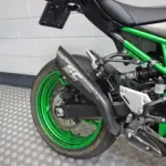 Gebruikte Kawasaki Z900 naked bike met 948cc motor uit 2024 bij NIWA Motoren