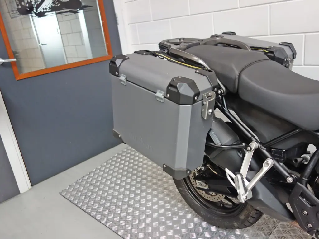 Gebruikte Triumph Tiger all-road met 888cc motor uit 2021 bij NIWA Motoren