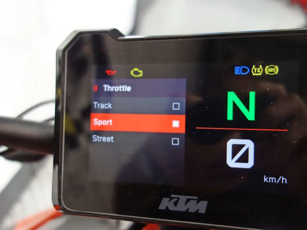 Gebruikte KTM 1290 Tour tour met 1301cc motor uit 2024 bij NIWA Motoren