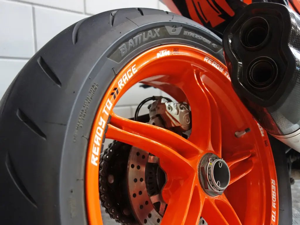 Gebruikte KTM 1290 Tour tour met 1301cc motor uit 2024 bij NIWA Motoren